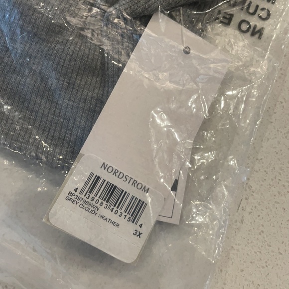 NWT Nordstrom BP LS Fitted Ribbed Scoop Neck Grey - Picture 10 of 11